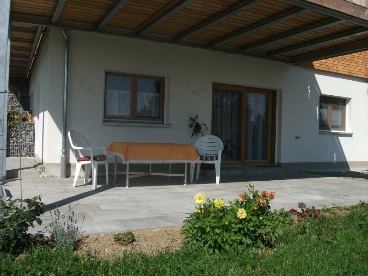 Apartamento Haus Lenzhalde Oberreute Exterior foto