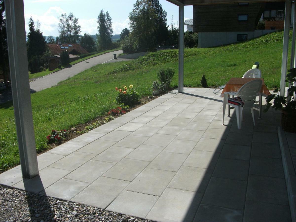 Apartamento Haus Lenzhalde Oberreute Exterior foto